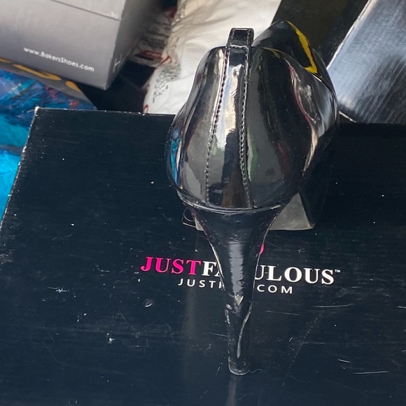 Just Fabulous - Picture 2 of 3